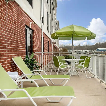 Holiday Inn Express Hotel & Suites Ashland By Ihg-3
